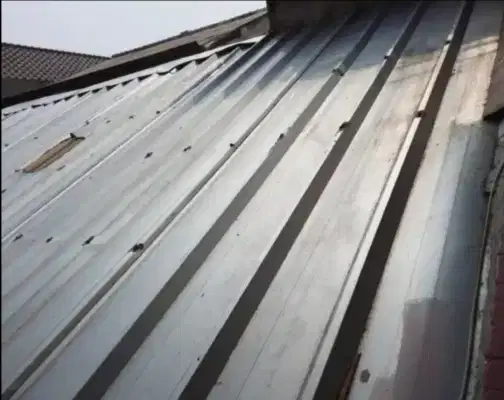 Jatinegara станциясына жақын ыңғайлы қол жетімділігі бар стратегиялық үй