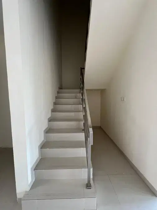 Townhouse near Pasir Putih Market, Mondial School, International Port
