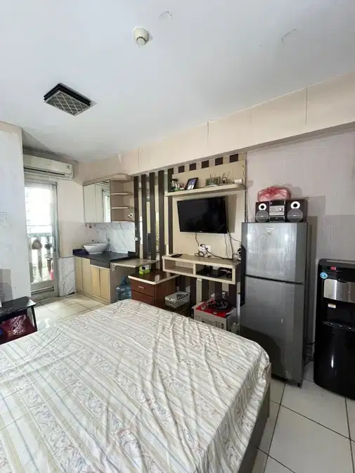 Studio Greenbay Pluit Furnished Apartment in West Jakarta