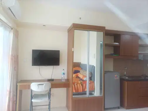 Студия в Таман Мелати Маргонда рядом со станцией UI