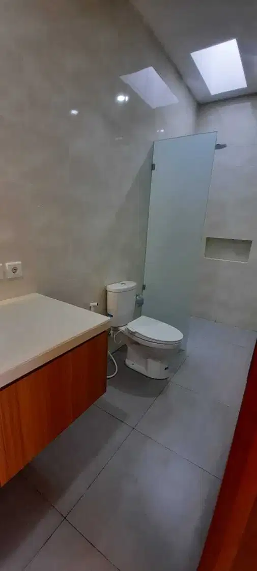Modern Tropical Villa in Nyanyi - 3 Bedrooms, Strategic Location