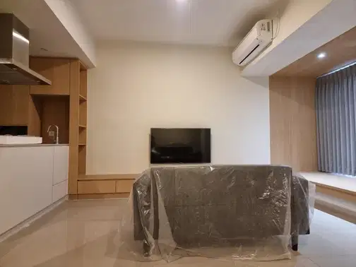Furnished Orange County Apartment with Pool Access