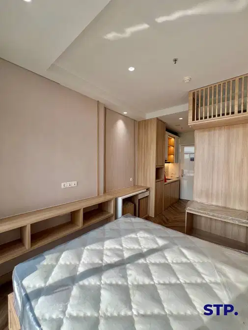 Studio Apartment at Vertu Ciputra World