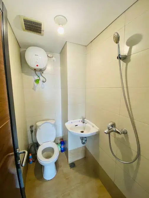 Studio Apartment with Strategic Location and Full Facilities