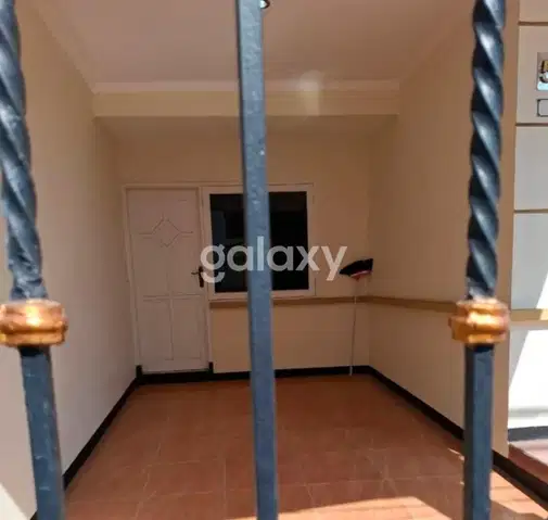 Spacious 4-Bedroom House with Security in Kenjeran