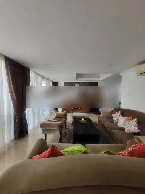 Royale Springhill 3 BR Apartment in Kemayoran with Multiple Facilities