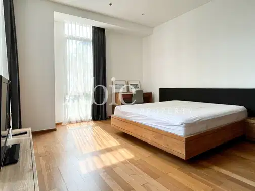 Luxurious 3-Bedroom Senopati Suites with Designer Interior