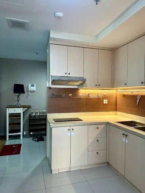 Апартаменты Sherwood Tower Regent - 94м² с мебелью