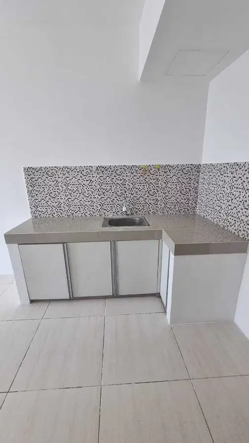 Apartment at Puncak Bukit Golf - City and Pool View