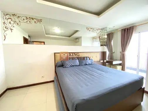 Green Bay Pluit-те теңіз көрінісі бар жиһазданған 2 жатқа бөлмелі пәтер