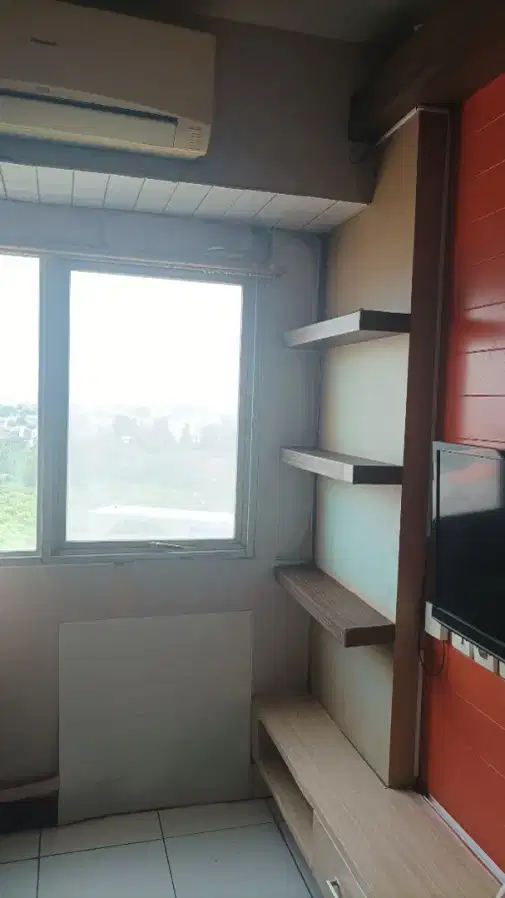 Полностью меблированная квартира в Gateway Pesanggrahan