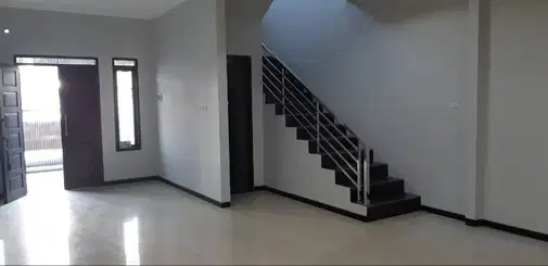 Newly Renovated 2-Story House in Mekarwangi