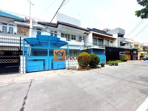 2-Story Furnished House in Kartini with Garden View
