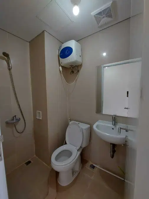 Studio Unfurnished Apartment at Madison Park, Central Park Mall, West Jakarta