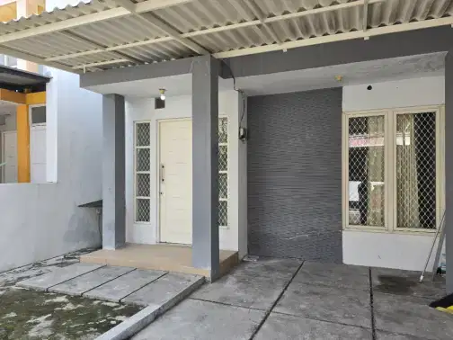 Compact 2-Bedroom House with Carport and Water Supply