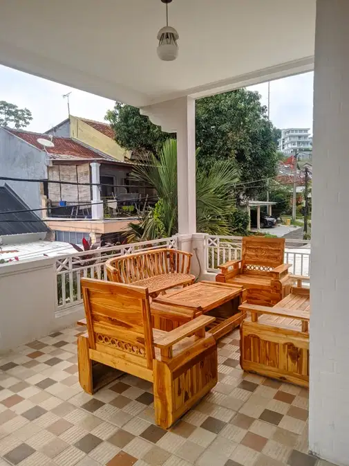 Safe and Comfortable Flood-Free House