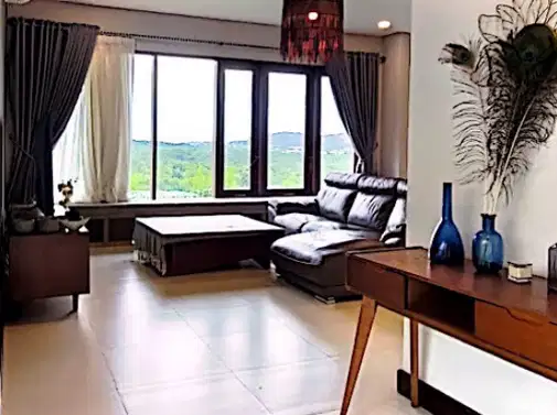 Forest House Villa with Panoramic Views and Modern Design