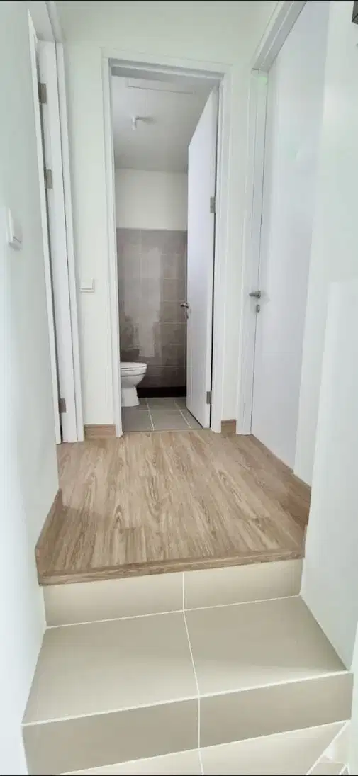 Частично меблированный дом Chelsea Wisata Bukit Mas с 3 спальнями в Виюнг, Сурабая