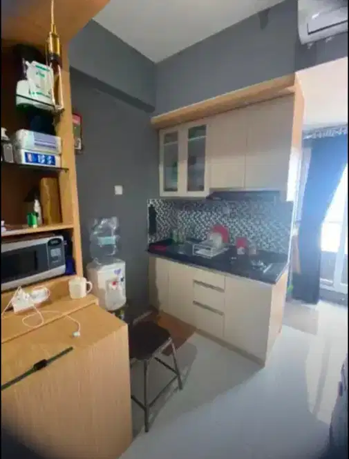 Furnished 2-Bedroom Apartment with Pool View