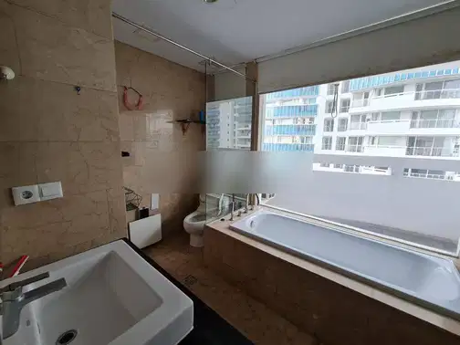 3 Bedroom Apartment at Royale Springhill Kemayoran with Golf View