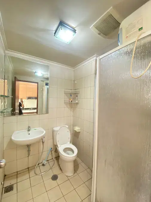 Studio Apartment at Royal Mediterania Garden Residence with Pool View