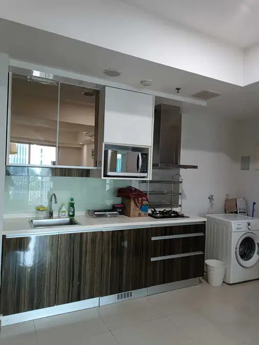 Minimal Rental with Mall Proximity