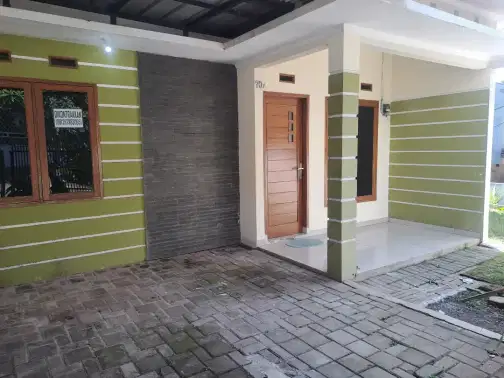 Comfortable Residential House in Bumi Pasundan Complex, Bandung