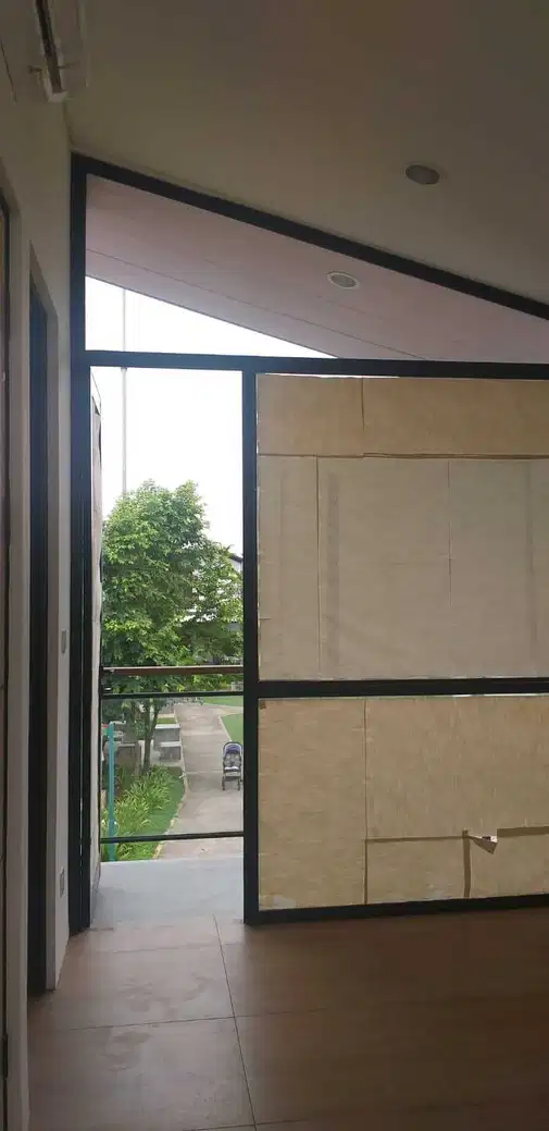 Cendana Parc Corner House - Spacious 2-Story Property