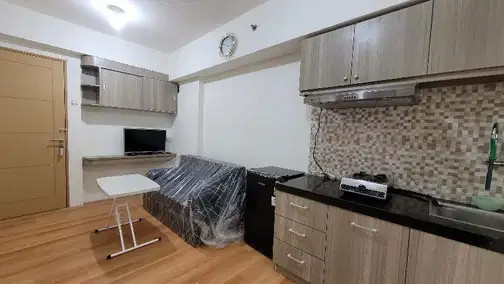 Квартира в районі кампусу ITS - вид на басейн, повністю мебльована