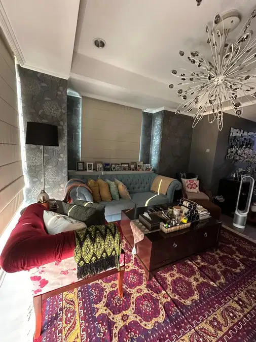 Spacious City Apartment Near LRT and Malls
