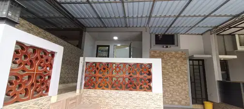 2.5-этажный дом в Palem Semi Karawaci - Удобное и стратегическое расположение