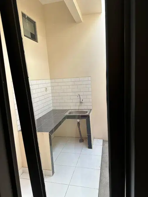 New Semi-Furnished House Near Balong Waterpark