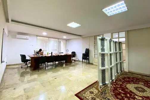 Sisingamangaraja, Kebayoran Baru ауданындағы стратегиялық жер учаскесі
