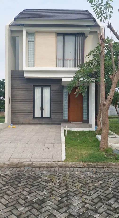Northwest Lake Citraland 2-Story Rental Property