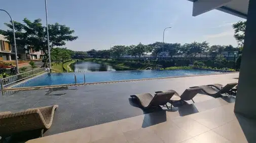 Fully Furnished 5-Bedroom House in Summarecon Bekasi