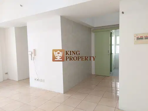 3 Bedroom Apartment in Season City with Pool View