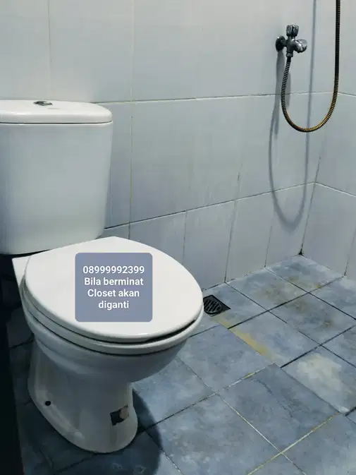 Дом с 2+1 спальнями рядом с Unpam Serpong с парковкой