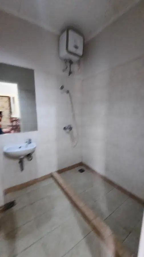 Furnished Townhouse on 2nd Floor, Clean and Comfortable
