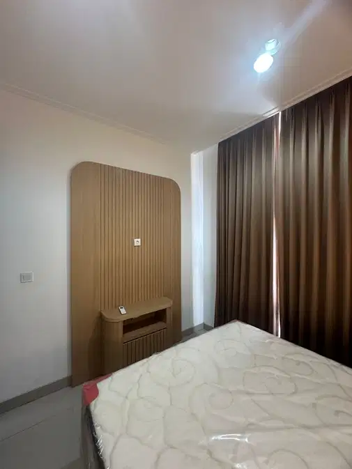 2 қабатты жиһазданған үй, 2+1 жатқа бөлмесі бар