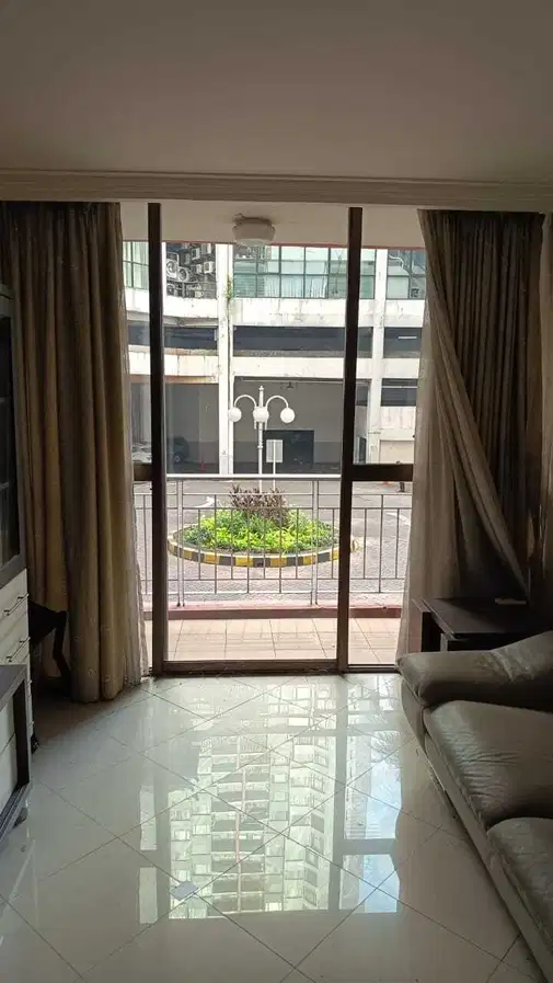 Spacious 1-Bedroom Apartment in Residence 8 SCBD, Senopati