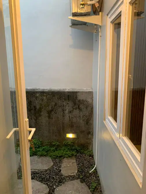 Modern Minimalist House near Denpasar in Batubulan