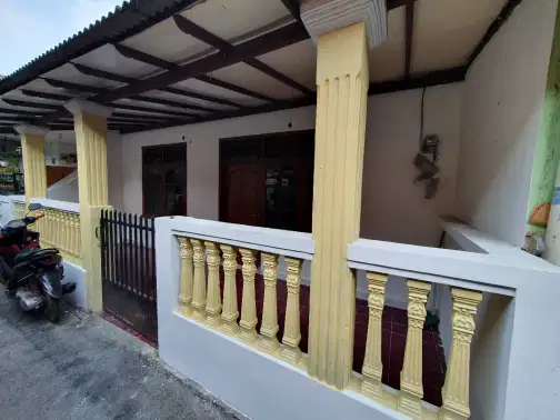Compact Property with Neoclassical Design