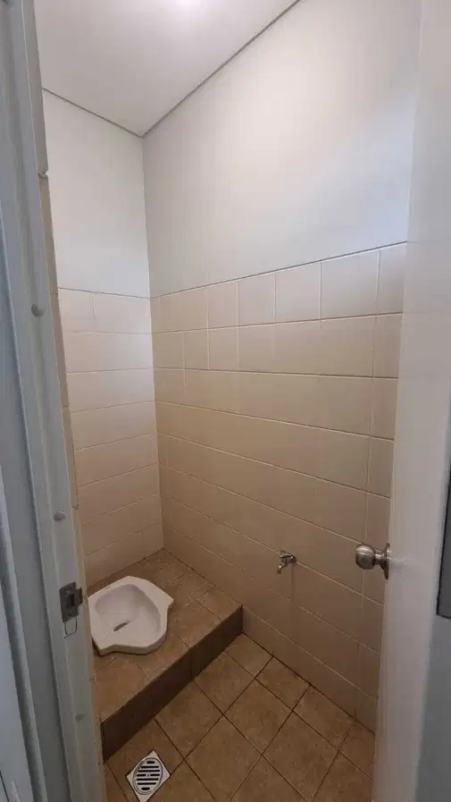 Fully Furnished 5-Bedroom House in Summarecon Bekasi