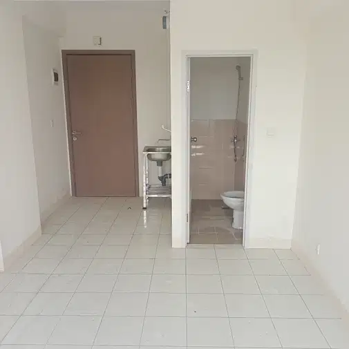 Studio Apartment at Podomoro Golf View, Unfurnished, 17th Floor