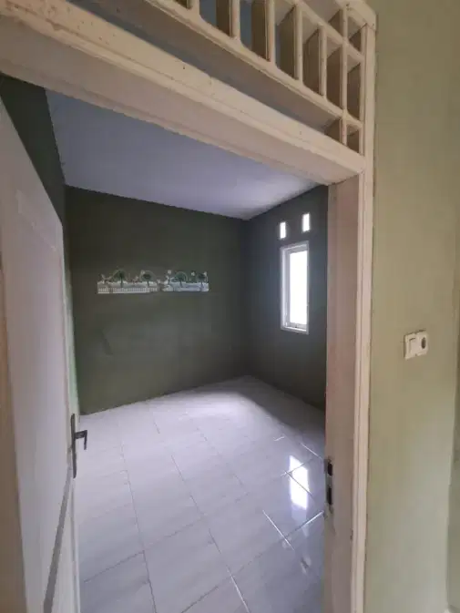 Spacious House Near Gading Serpong with Multiple Features