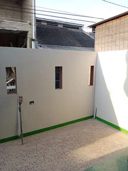 Newly Renovated House with Multiple Amenities
