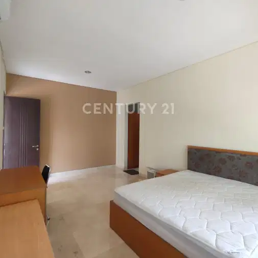 Strategic Location Property for Expats