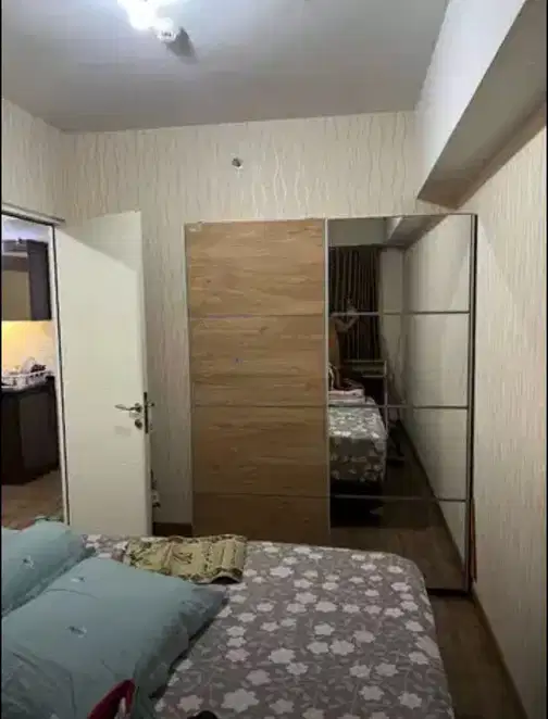Springlake Summarecon Bekasi пәтері - бассейн көрінісі, толық жабдықталған