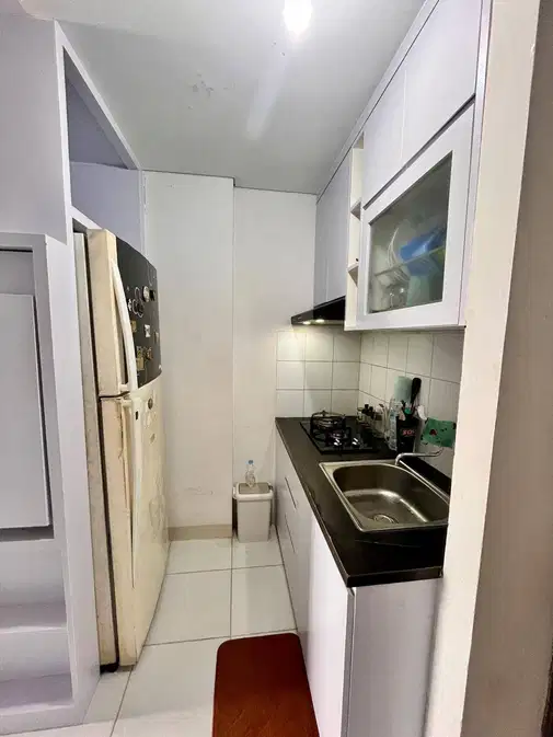 Emerald Bintaro пәтері - Ыңғайлы орналасуы бар көптеген ықтималдықтар