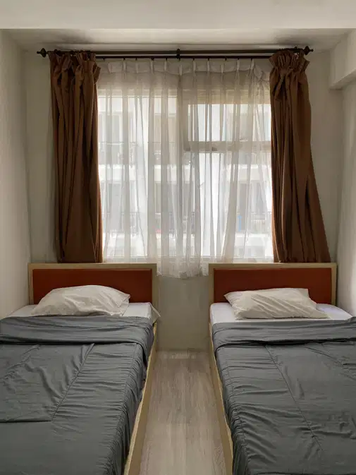 1-Bedroom Apartment with Pool Access and Essential Amenities